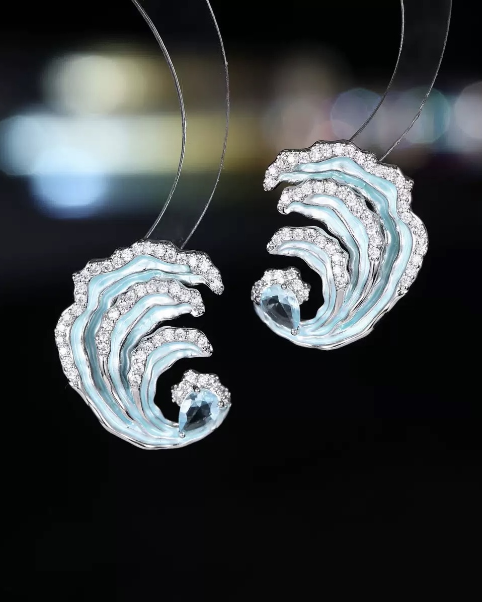 0025. گوشواره موج